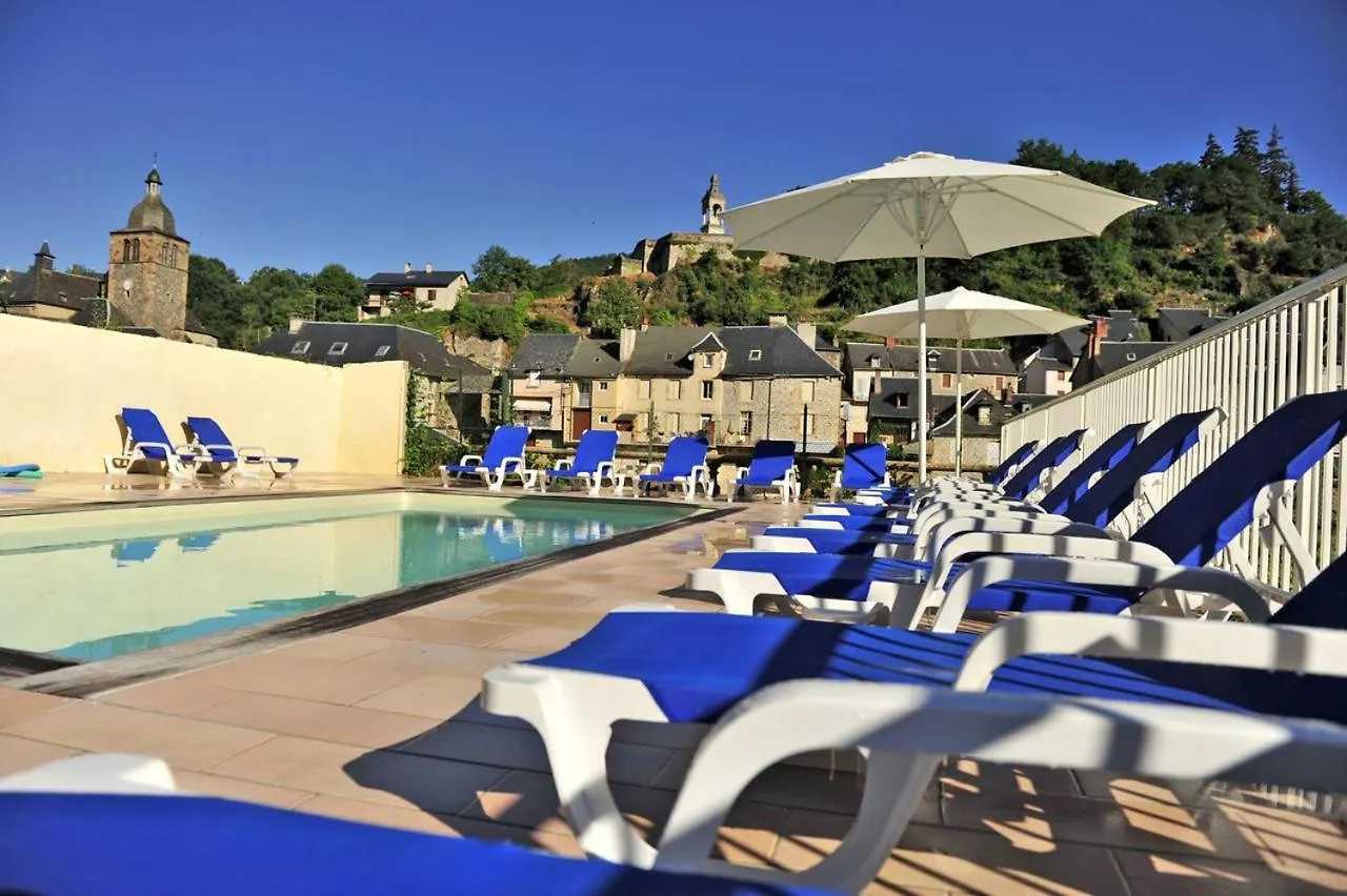 Aparthotel Chateau Ricard Saint-Geniez-dʼOlt Francie